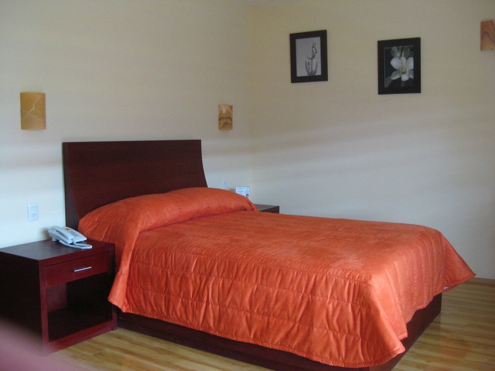 Hotel Cr Tehuacán Екстериор снимка